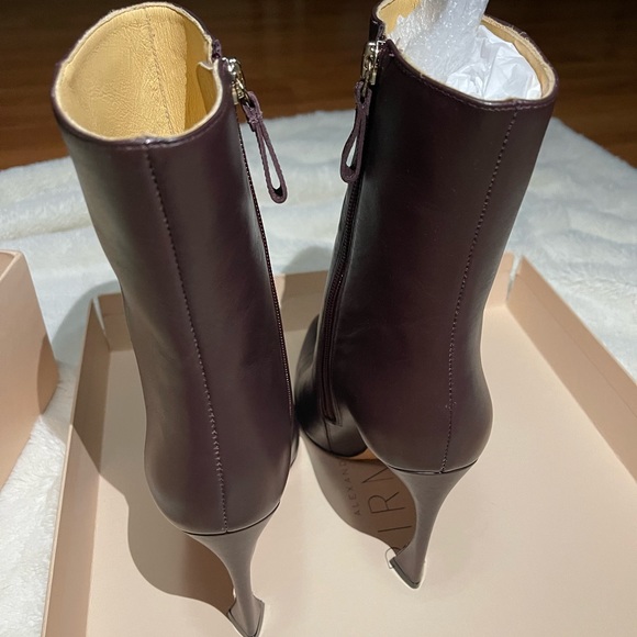 NWB ALEXANDRE BIRMAN Myra Leather Heel Ankle Boots 38.5 - Picture 3 of 7